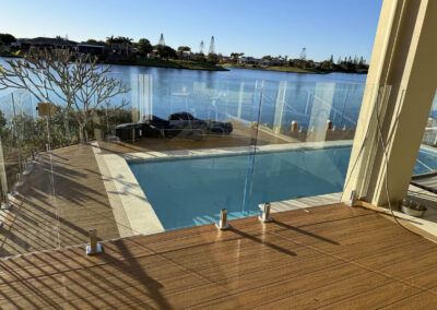 Teneriffe Crt, Parreara
